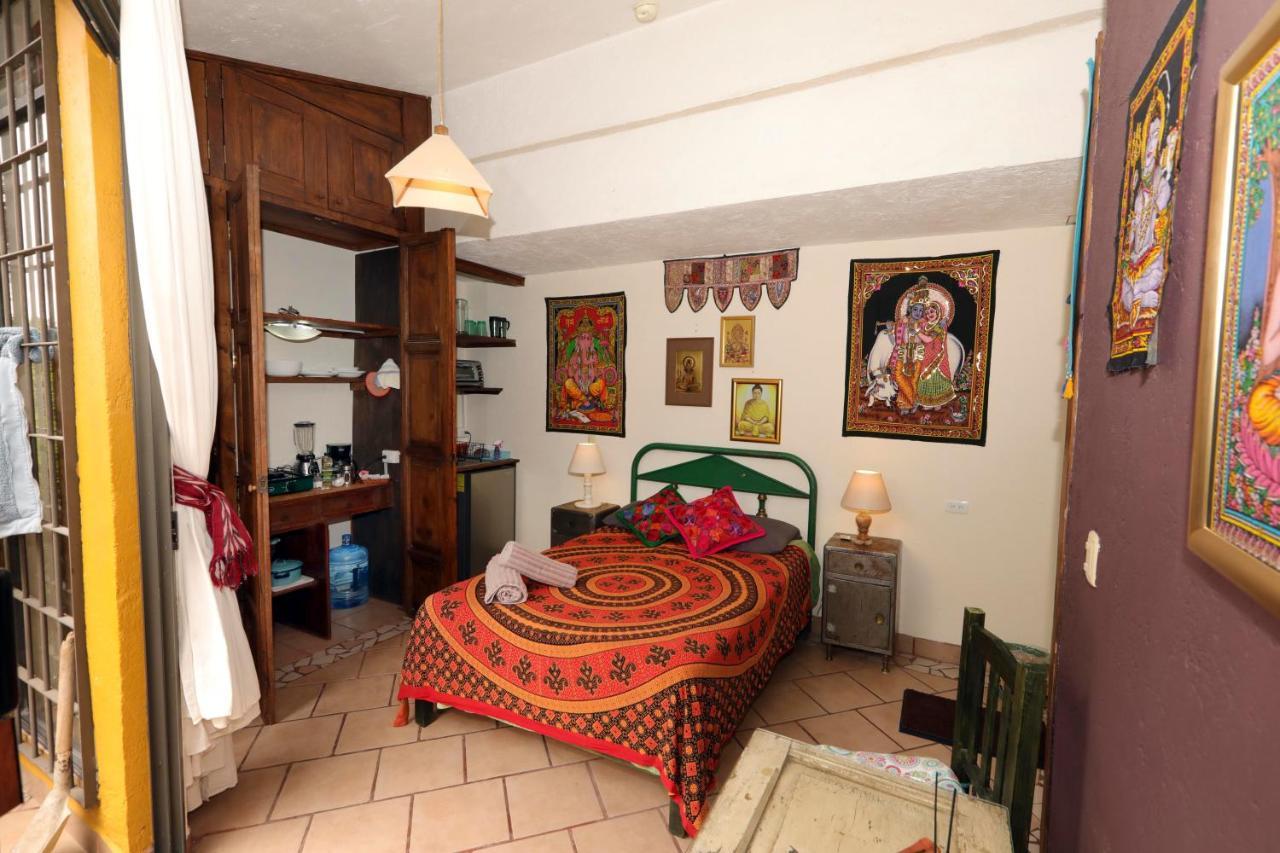 Majikal B&B - Krishna Cholula Extérieur photo
